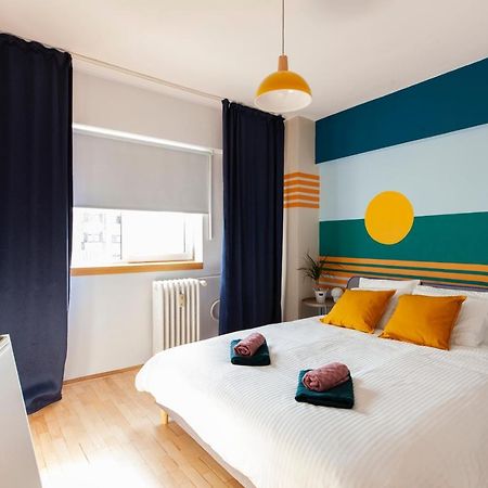 13 Septembrie Apt, Near Marriott Bukarest Kültér fotó