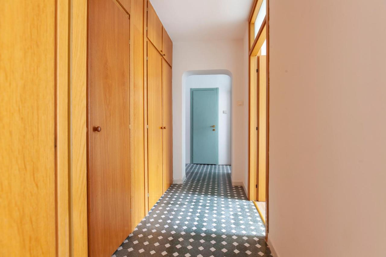 13 Septembrie Apt, Near Marriott Bukarest Kültér fotó