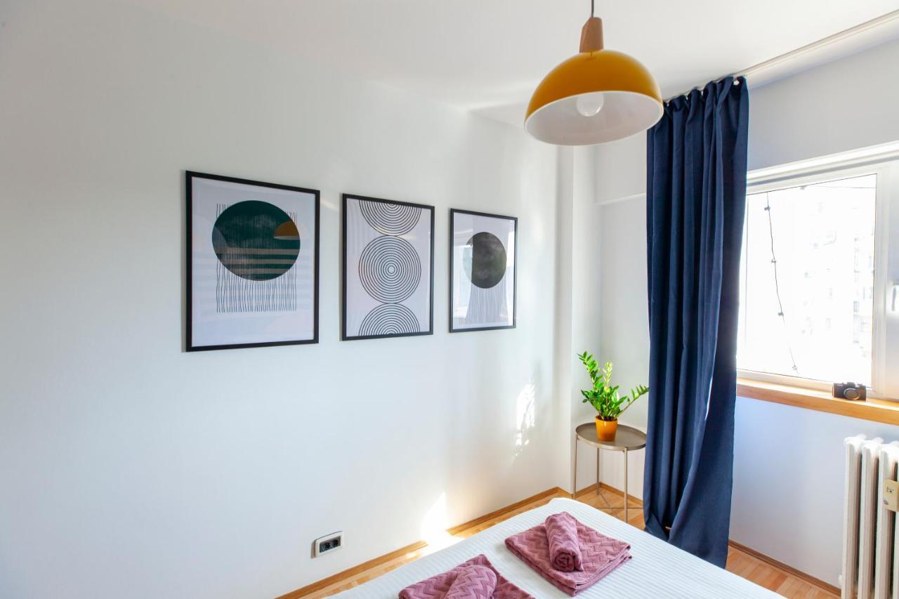 13 Septembrie Apt, Near Marriott Bukarest Kültér fotó