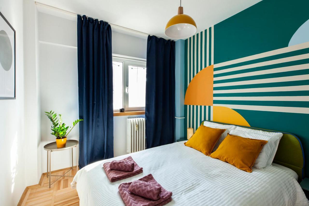 13 Septembrie Apt, Near Marriott Bukarest Kültér fotó